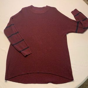 American Eagle, burgundy sweater, (M)